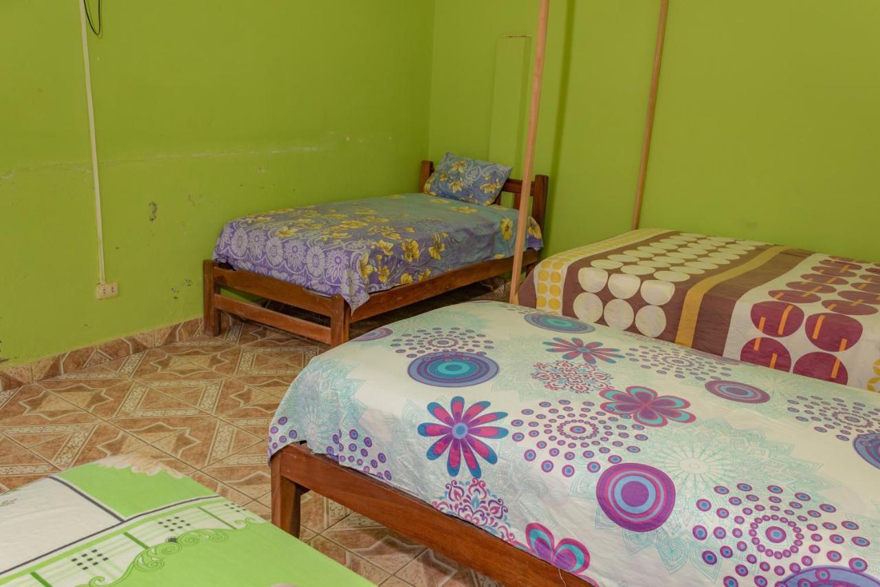 Perezoso Hostel Rurrenabaque Eksteriør billede
